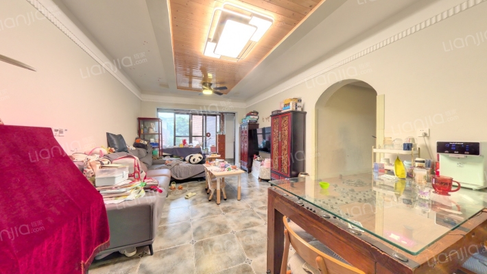 中德英伦世邦K区二手房实景图