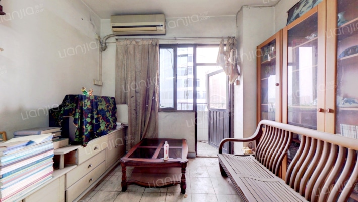 沿江中路二手房实景图