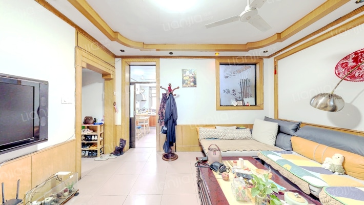 繁荣路156号院二手房实景图