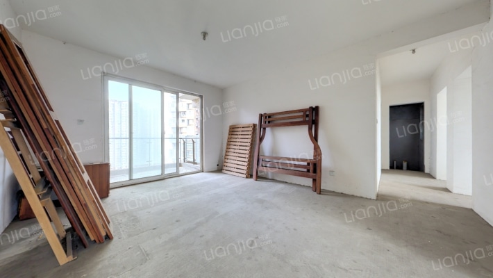 五彩城二手房实景图