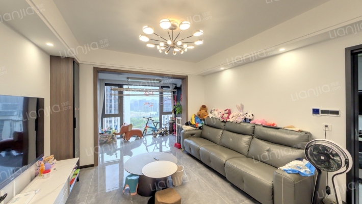 三都汇朝外二手房实景图