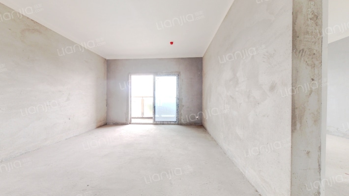 鸿泰盛景国际二手房实景图