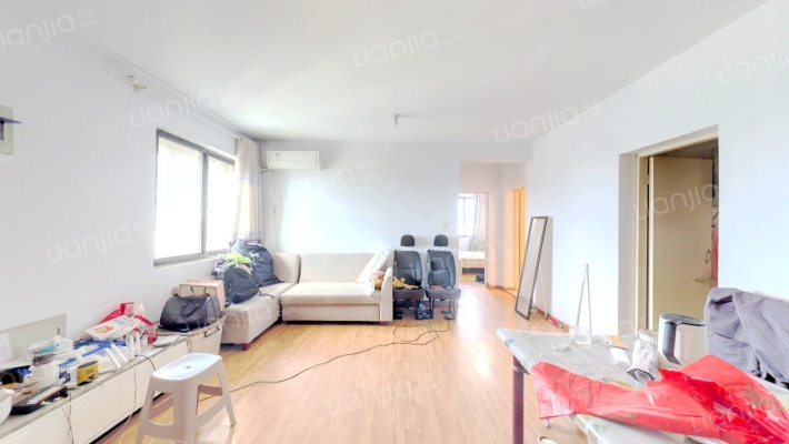 青年新苑C区二手房实景图