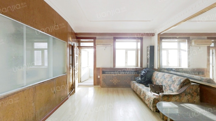 沿江小区二手房实景图