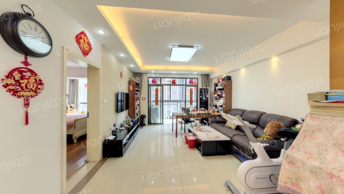 地杰国际城F欧香四季二手房实景图