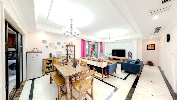 保利江上明珠锦园二手房实景图