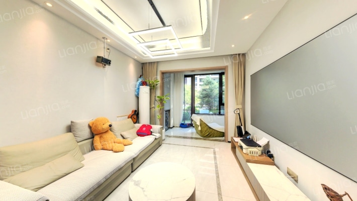 万科翡翠书院C区二手房实景图