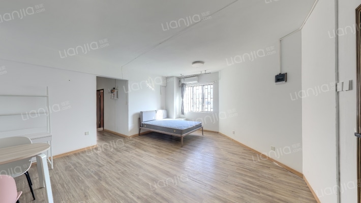 集华花园二手房实景图