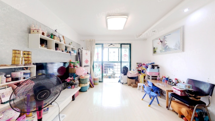 丹佛小镇二手房实景图