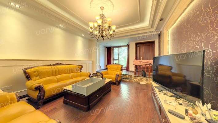 美兰湖岭域二手房实景图