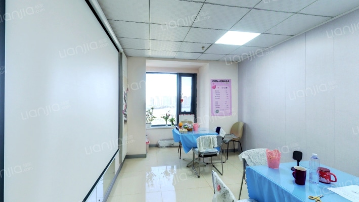 浦江波士湾二手房实景图