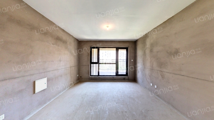 方大晴川里二手房实景图