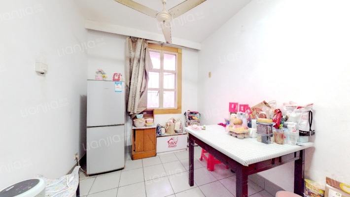 甸桥新村一区二手房实景图