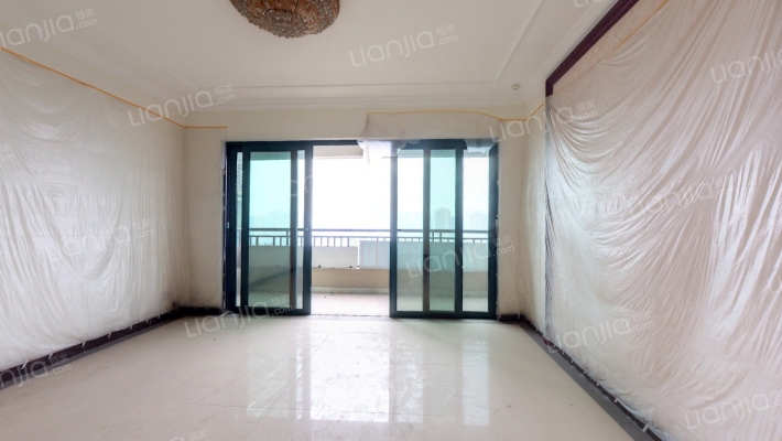 恒大绿洲二手房实景图