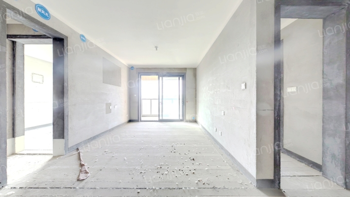 永威逸阳溪畔二手房实景图