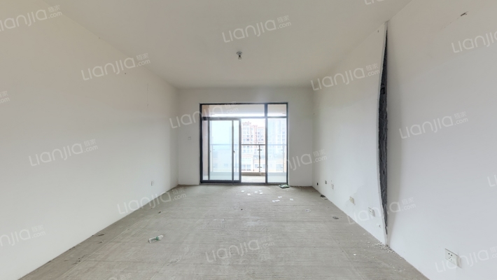 成怡嘉苑二手房实景图