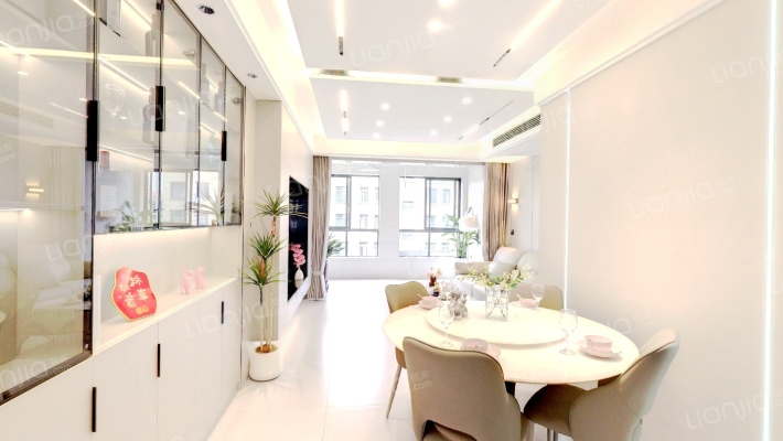 文一名门皇马C区二手房实景图