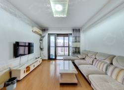 整租·年华里 4室2厅 南_年华里租房