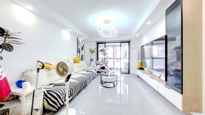 新康花园名苑二手房实景图