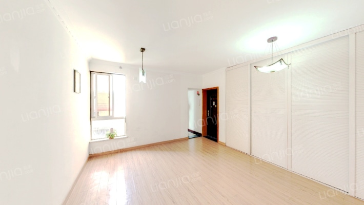 宝联小区二手房实景图