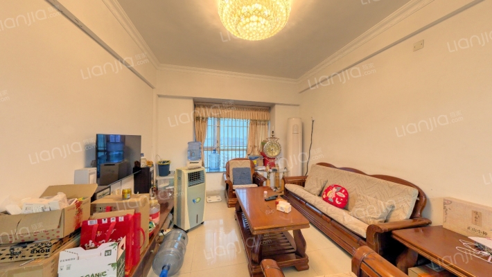 假日豪庭二手房实景图