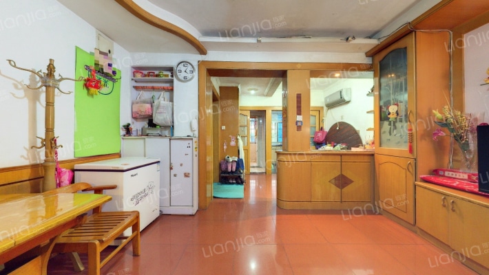 一清新村二手房实景图