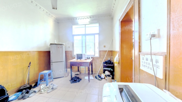 航空小路22号二手房实景图