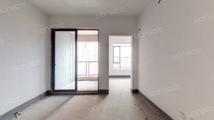 保利爱尚里尚佳二手房实景图