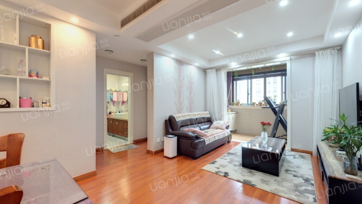 西郊半岛名苑二手房实景图