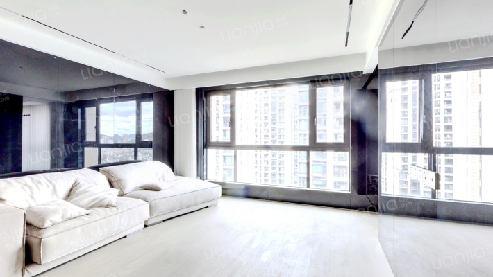 光耀府二手房实景图