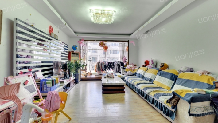 海富康城二手房实景图