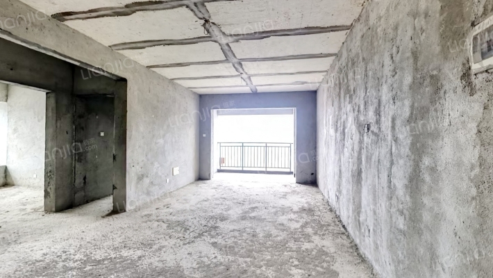 鸿锦国际二手房实景图