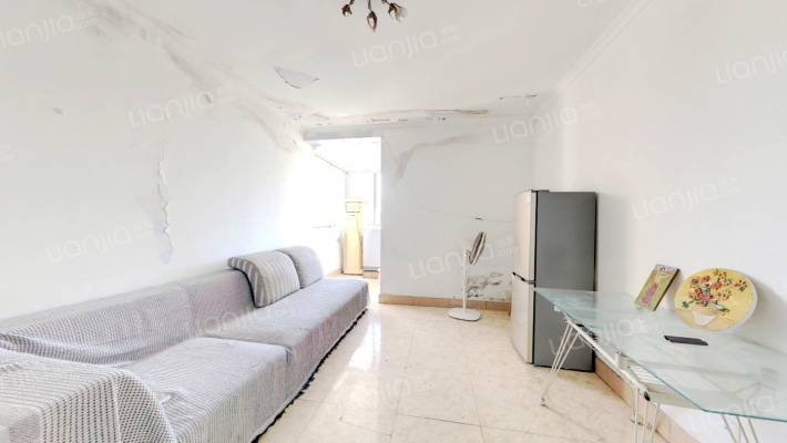 兰园二手房实景图