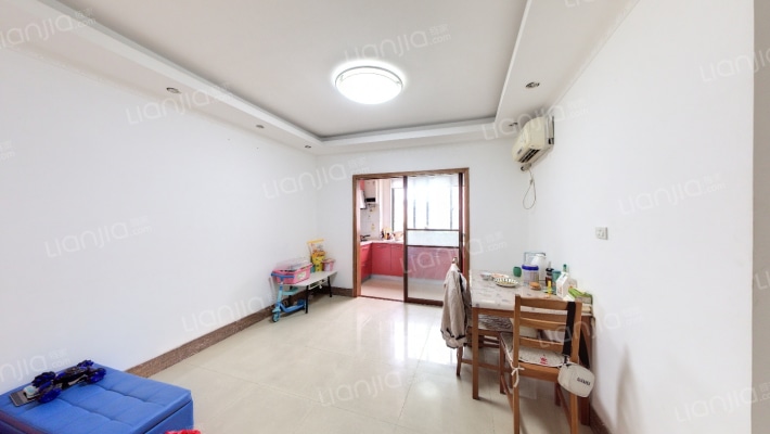 格林春天野花园二手房实景图