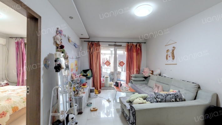 保利花园沁泉居二手房实景图