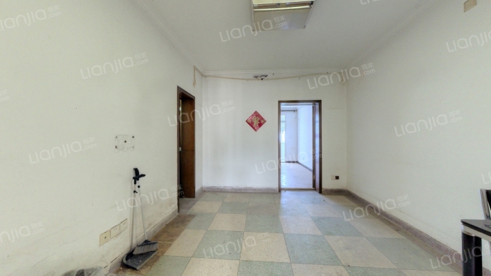 人保宿舍二手房实景图