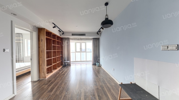 高盛华成二手房实景图