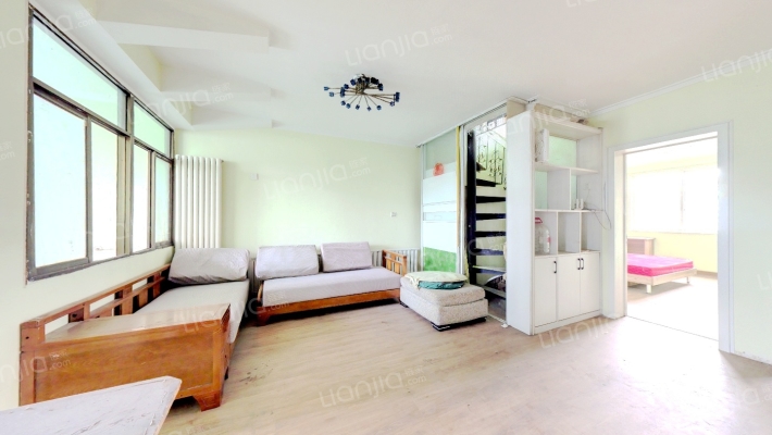 晨晖花苑二手房实景图