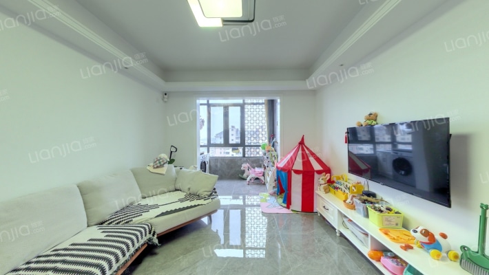 金轮水映华庭二手房实景图