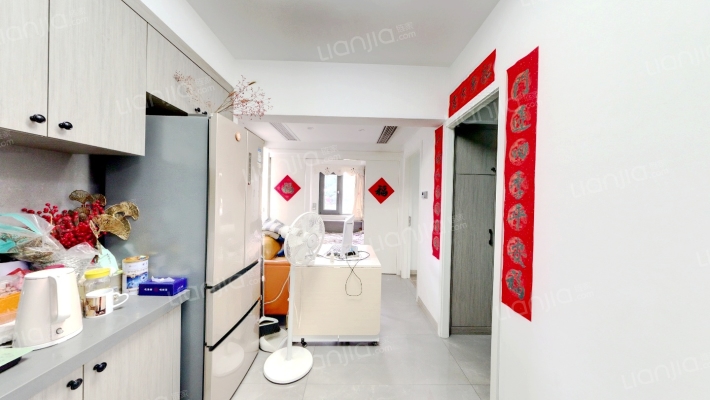 迎飞花园二手房实景图