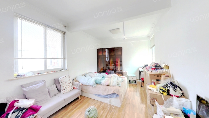 蒙自路395弄二手房实景图