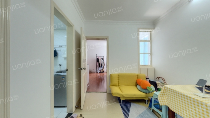 金杨新村三街坊二手房实景图