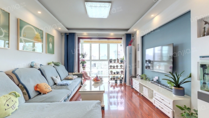 天润城二手房实景图