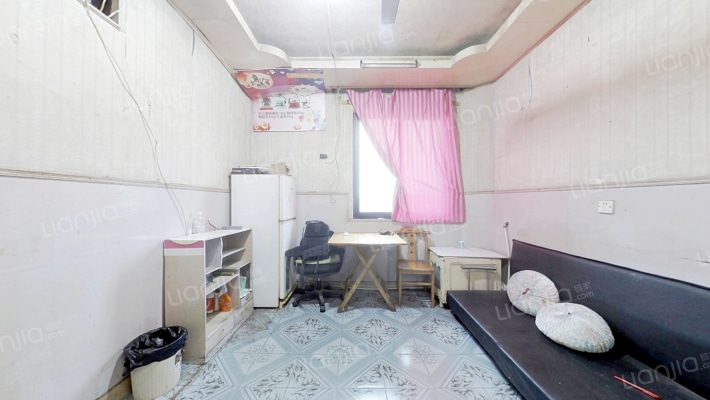 河沿街二手房实景图