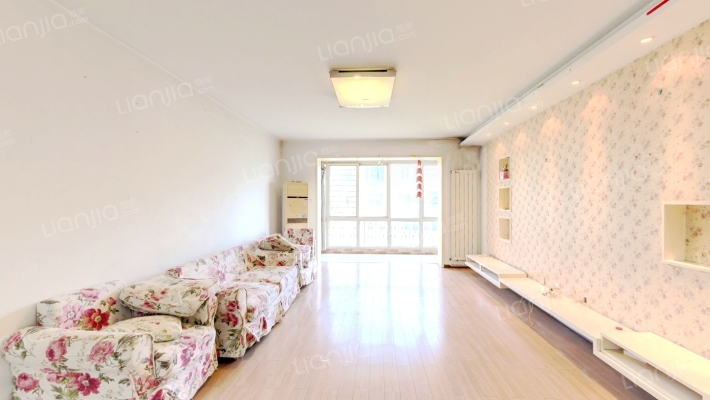 怡中苑二手房实景图