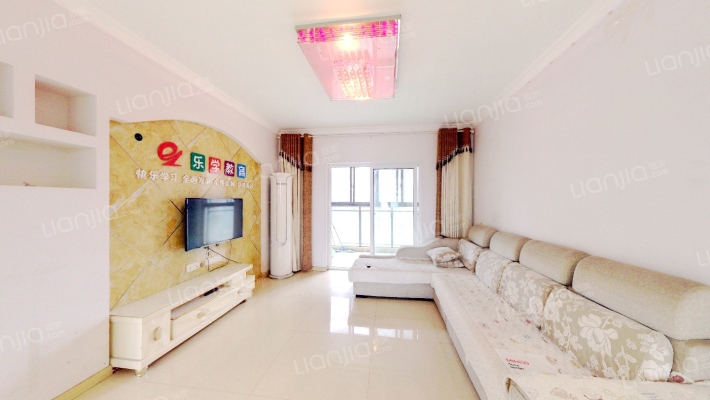 卧龙丽景湾三期二手房实景图