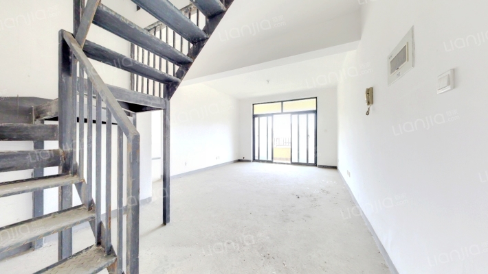 水城栖谷二手房实景图