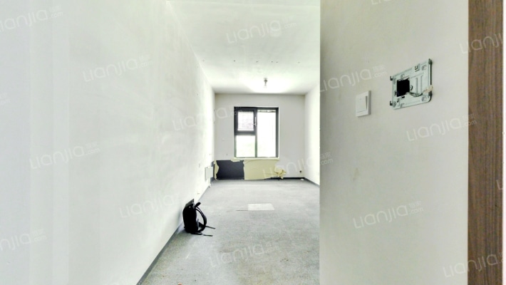 中环境秋月二期二手房实景图