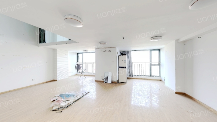 先锋广场二手房实景图