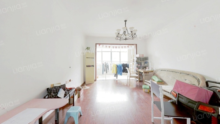 盛世华庭东区二手房实景图